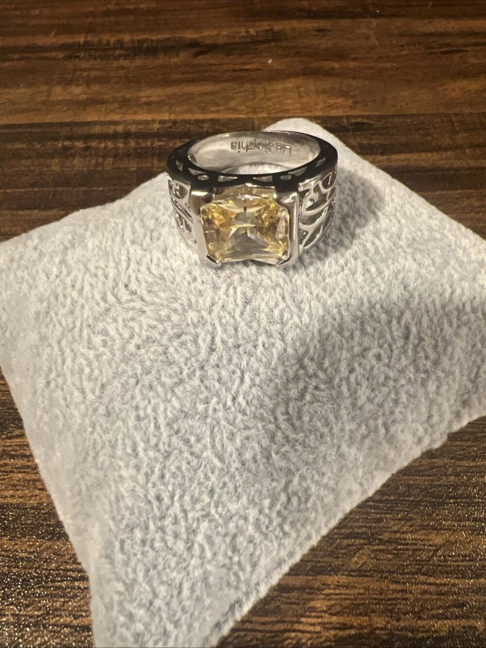 Lia Sophia "At Last" ring Yellow Cubic Zirconia Size 8